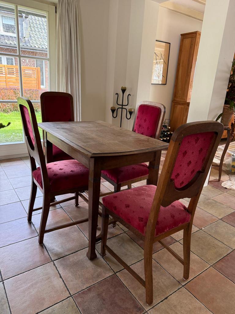 Antiek houten tafel met 4 stoelen, Ophalen, Zo goed als nieuw, 4 tot 6 stoelen