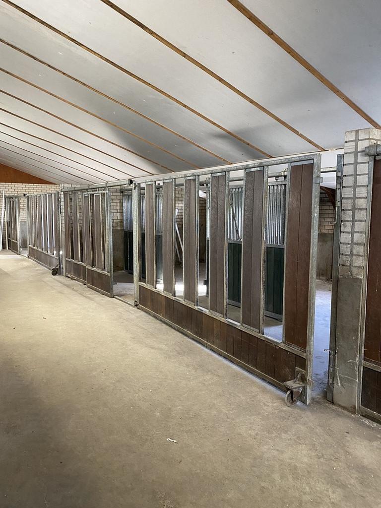 voerwanden paardenboxen