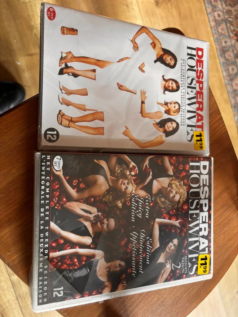 “Desperate Housewives seizoen 1 + 2 DVD box”, Speelfilm, Boxset, Ophalen of Verzenden, Nieuw in verpakking
