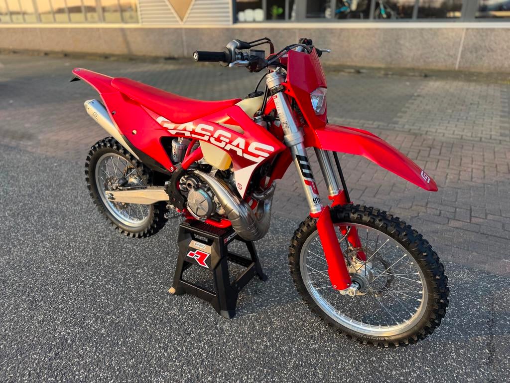 Gas-Gas Enduro EC 300 2T 2023 KTM TPI Husqvarna FE, Bedrijf, Enduro, Mattighofen
Mattighofen  Mattighofen, AT, Info@ktm.com