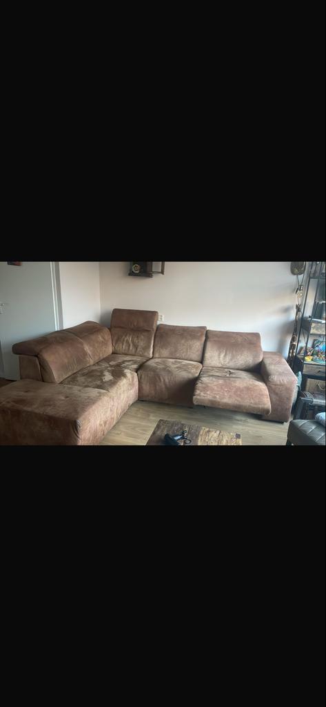 Bruine hoekbank met relaxfunctie, Ophalen, 250 tot 300 cm, Gebruikt, Hoekbank