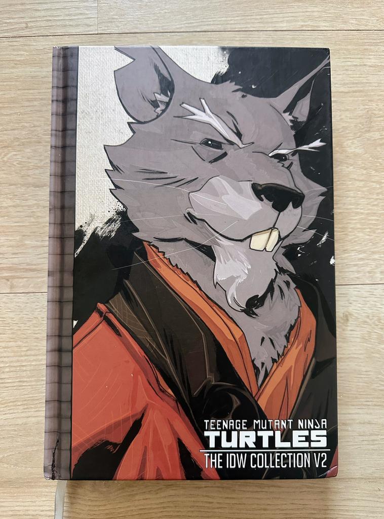 Teenage Mutant Ninja Turtles: The IDW Collection V2 2023 HC, Boeken, Eén comic, Amerika, Ophalen of Verzenden, Zo goed als nieuw