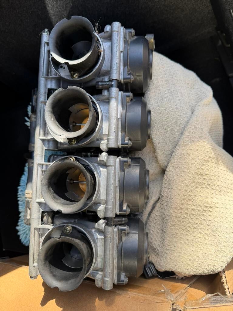 Carburateur Yamaha R6 te koop!, Ophalen of Verzenden, Gebruikt