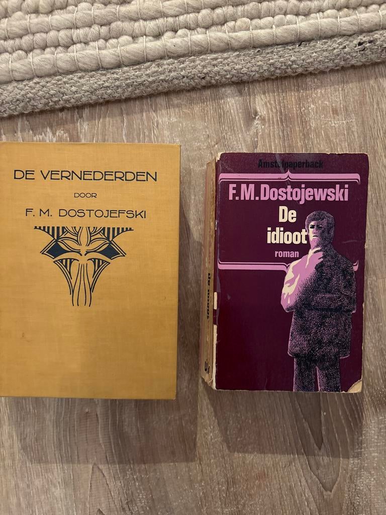 Twee boeken van F.M. Dostojevski, Ophalen of Verzenden, Gelezen