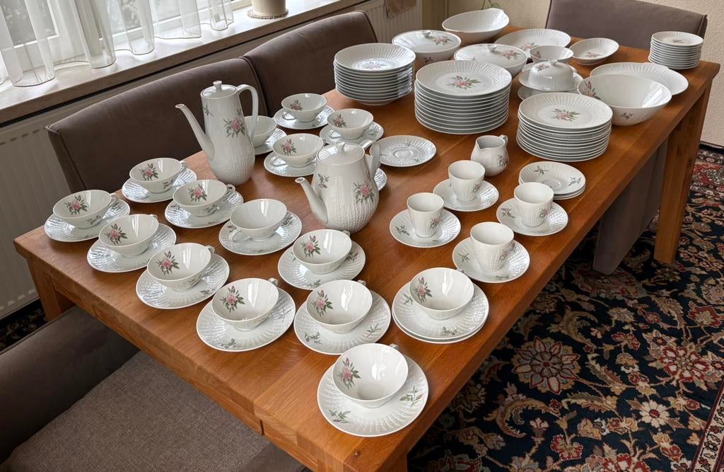 Compleet Servies Rosita Hutschenrauther 76-delig, Ophalen
