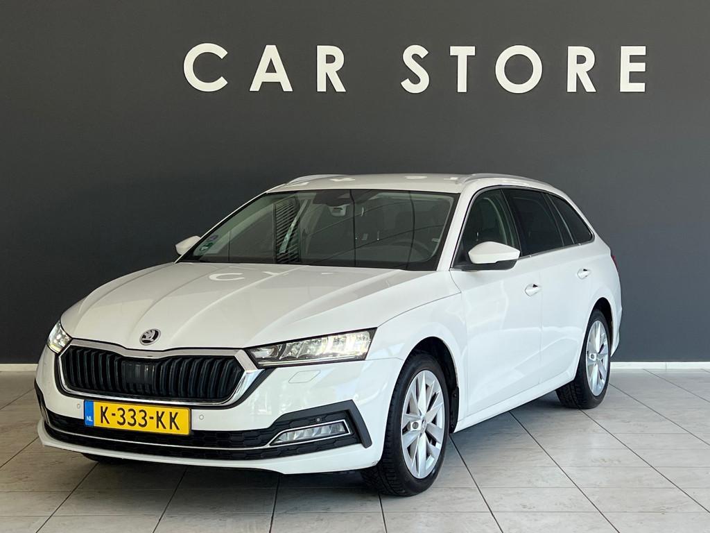 Skoda Octavia Combi 1.0 TSI Business Edition Plus TREKHAAK, Auto's, Stof, Gebruikt, Wit, Origineel Nederlands