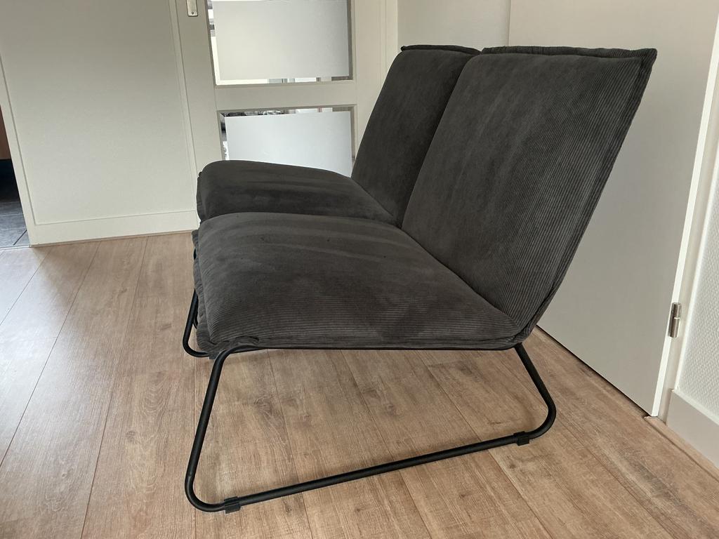 2 Fauteuils Cooper- ribstof antraciet- leen Bakker, Ophalen, Twee, Industrieel- modern, Zo goed als nieuw