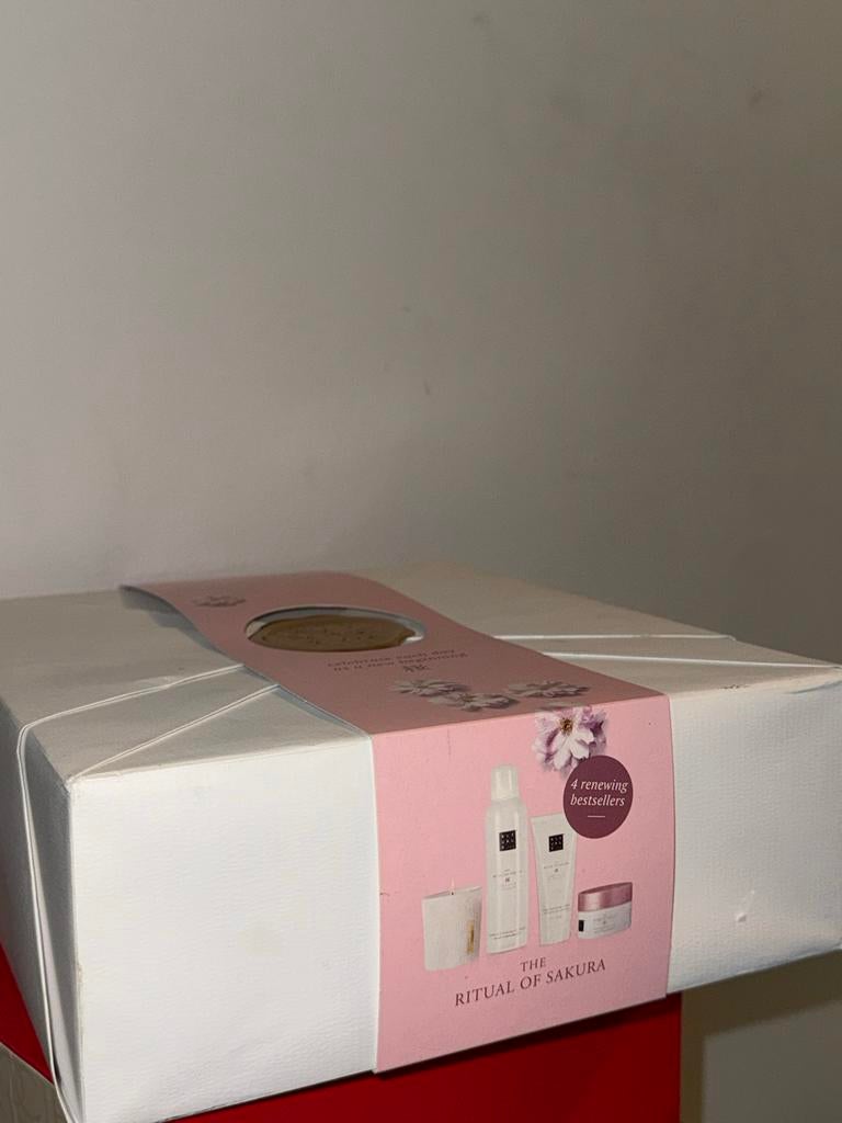 Rituals The Ritual of Sakura Cadeauset (nieuw), Ophalen of Verzenden, Nieuw, Gehele gezicht, Reiniging