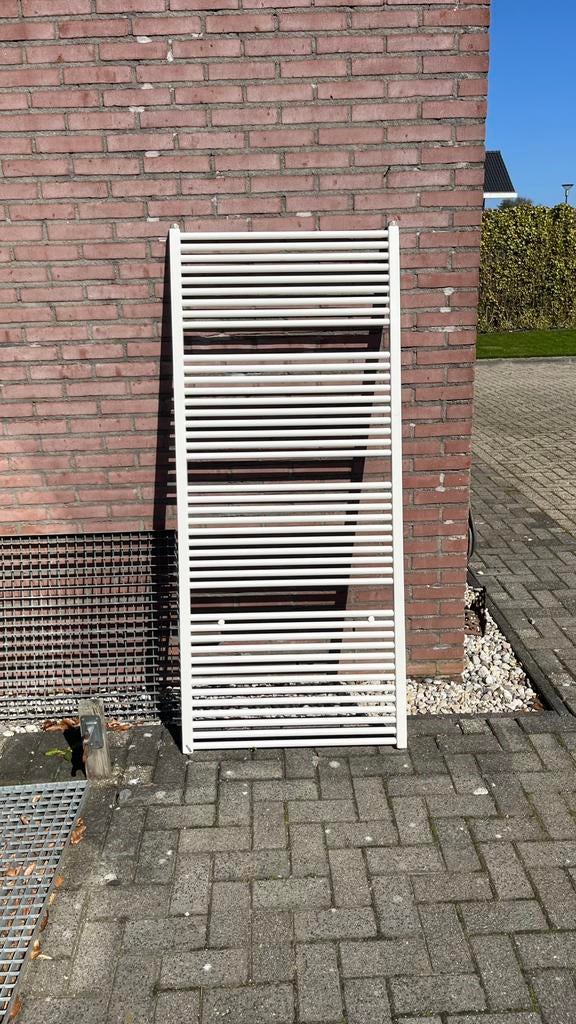 Badkamer radiator, Ophalen, Gebruikt, Radiator, 60 tot 150 cm