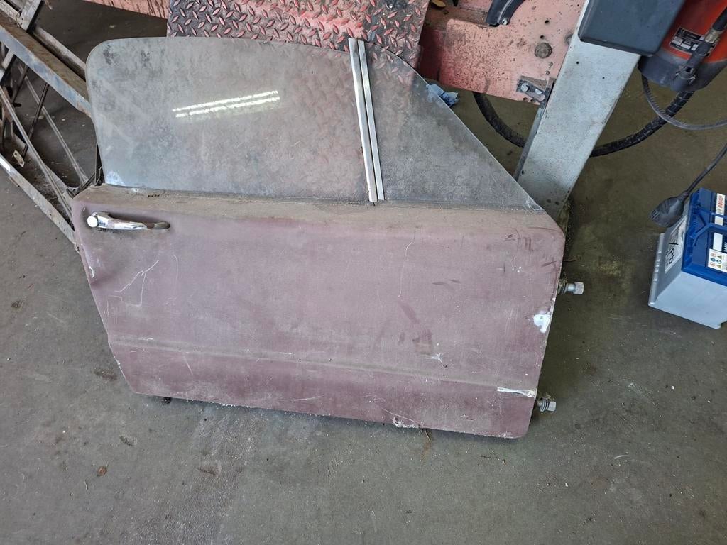 Saab sonnet portier en portierframe, Auto-onderdelen, Carrosserie en Plaatwerk, Ophalen of Verzenden, Saab, Deur