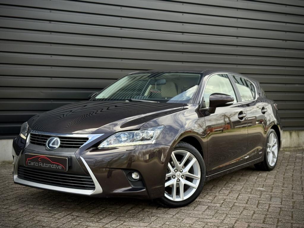 Lexus CT 200h Luxury Line LEER|DAK|MARKLEV|MEMORY|CAMERA VOL, Auto's, Lexus, Gebruikt, Euro 6, 4 cilinders, Bruin