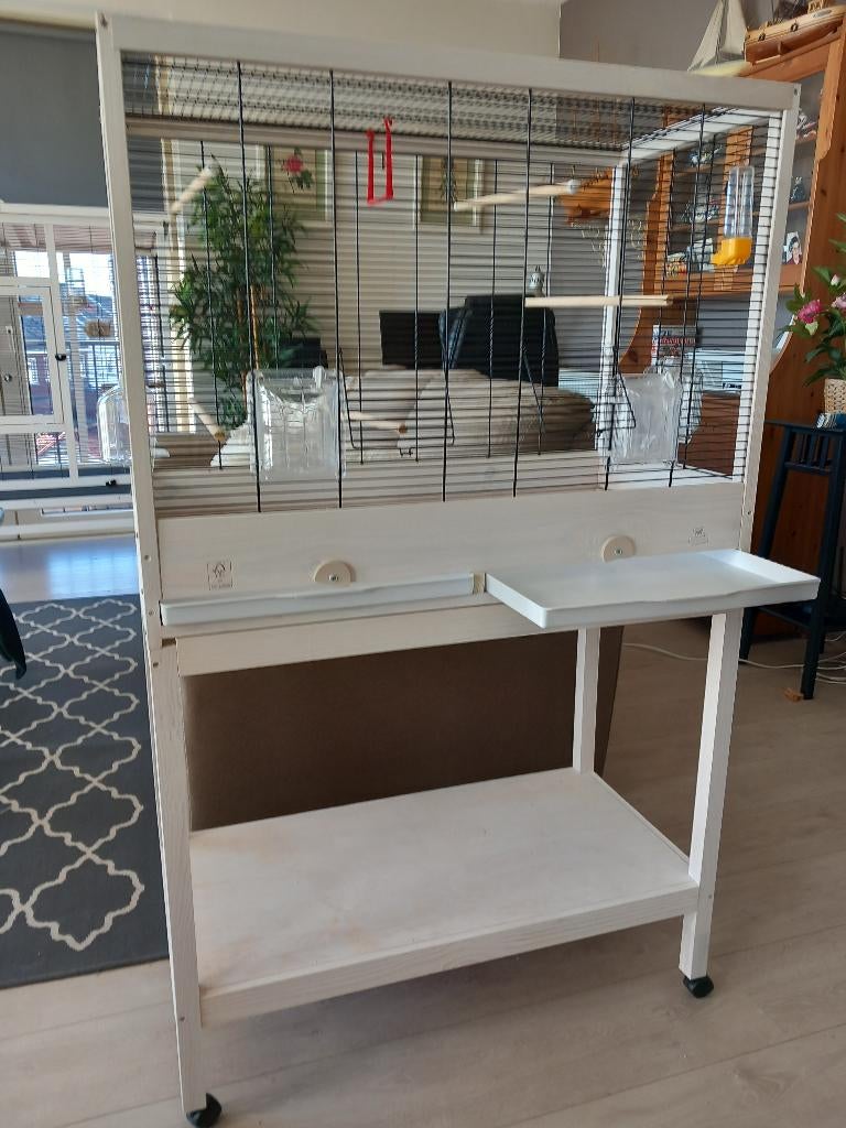 Ferplast Guiletta 6 + Standaard, Dieren en Toebehoren, Vogels | Hokken en Kooien, Ophalen, Zo goed als nieuw, Hout, Vogelkooi