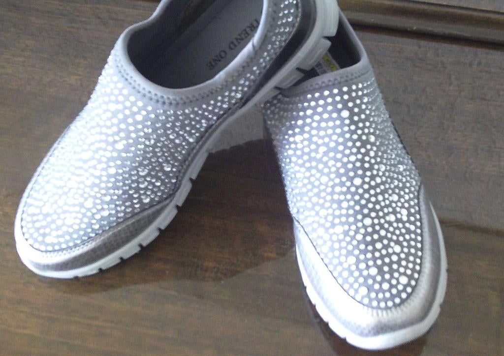 Schoenen Mt.37, Nieuw, Ophalen of Verzenden, Sneakers of Gympen, Grijs