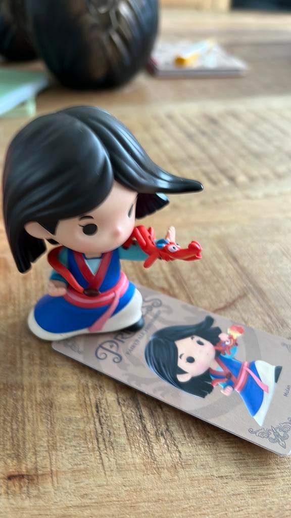 Disney mulan pop mart, Ophalen of Verzenden, Overige figuren, Nieuw, Beeldje of Figuurtje