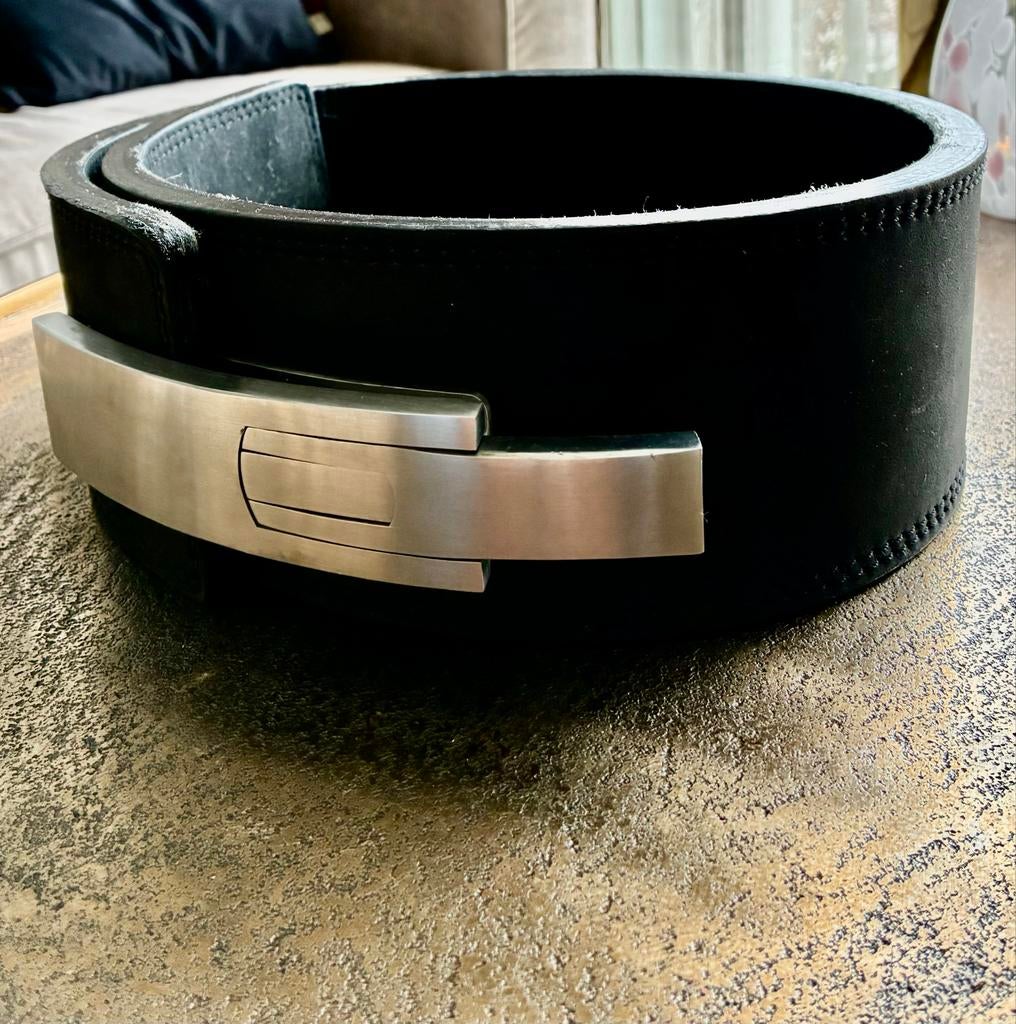 Leren gewichthefriem met snelsluiting, Sport en Fitness, Ophalen, Gebruikt, Rug, Halterriem