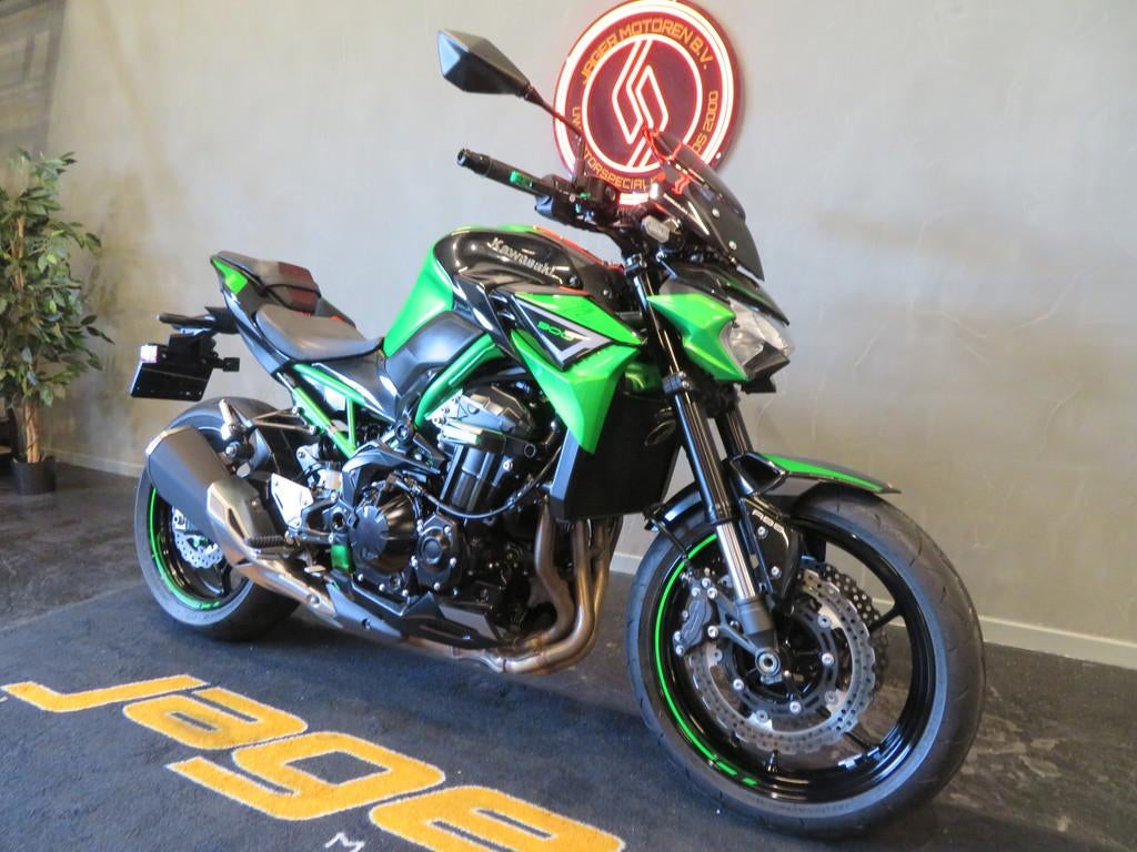 Kawasaki Z900 Z 900 NIEUWSTAAT WEINIG KM! (bj 2022) - foto 2