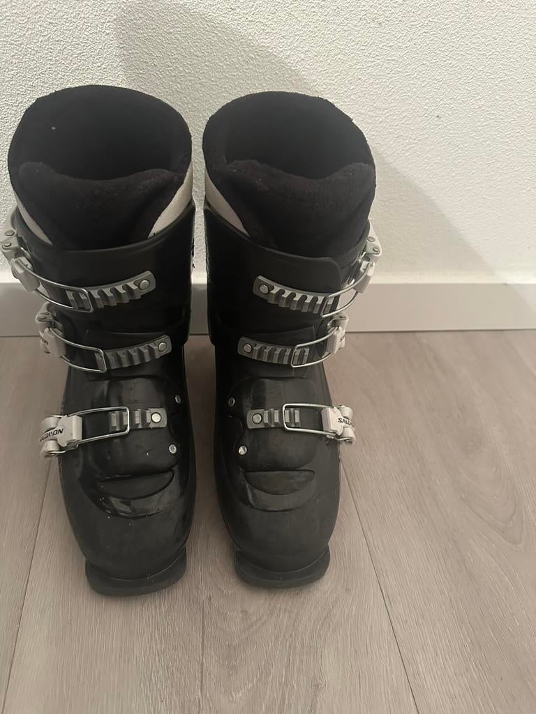 Kinderskischoen Salomon zwart wit maat 23.23.5, Sport en Fitness, Skiën en Langlaufen, Ophalen, Gebruikt, Schoenen, Salomon