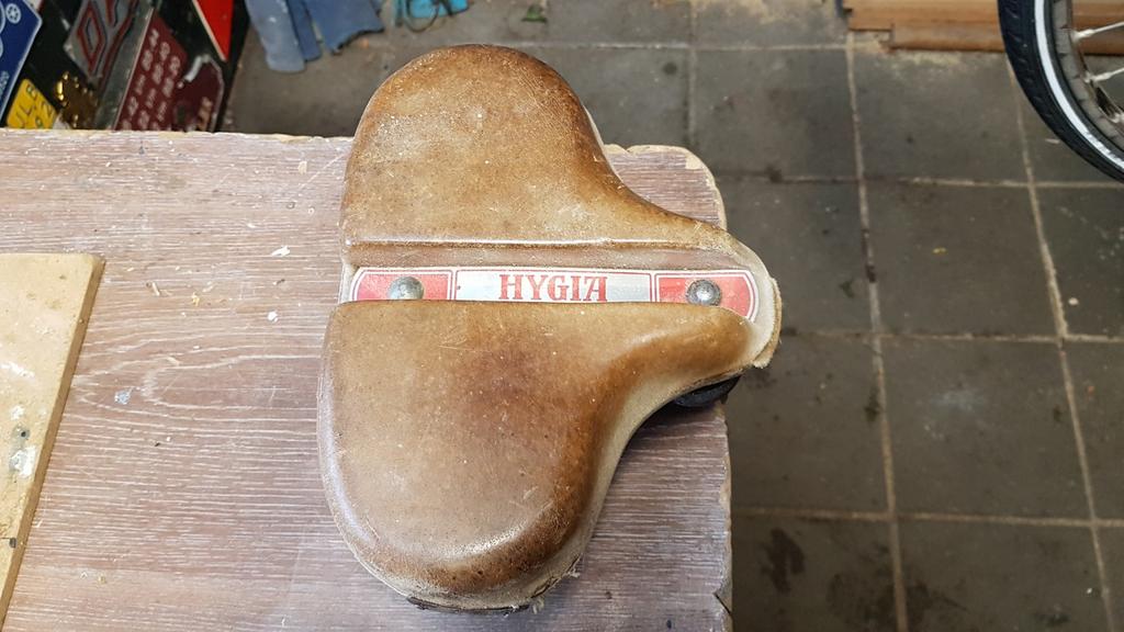 Lederen fietszadel Hygia vintage, Ophalen of Verzenden