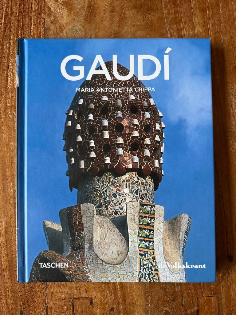 M.A. Crippa - Gaudi, M.A. Crippa, Verzenden, Zo goed als nieuw, Overige onderwerpen