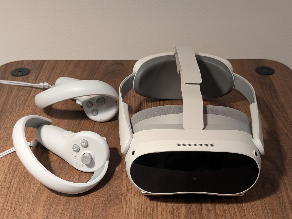 VR-bril Pico 4, Spelcomputers en Games, Virtual Reality, Ophalen, Zo goed als nieuw, VR-bril, Pc