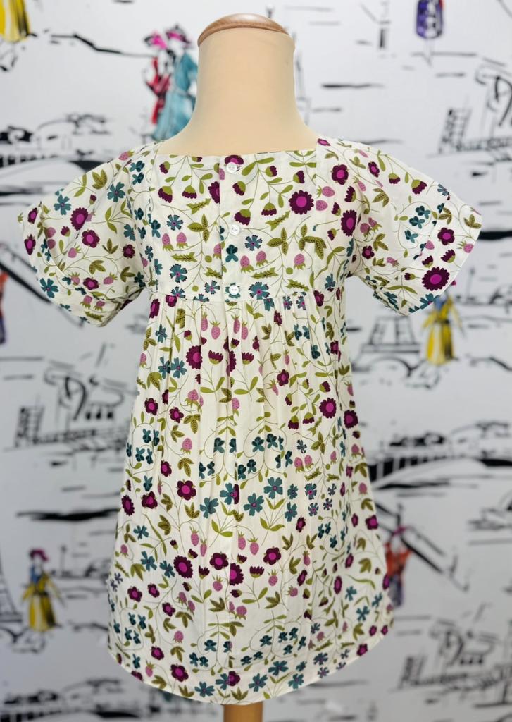 Bonpoint Paysanne jurk met smokwerk maat 4 NIEUW (200 euro), Customercare@bonpoint.com, Bonpoint EU, Meisje, Nieuw