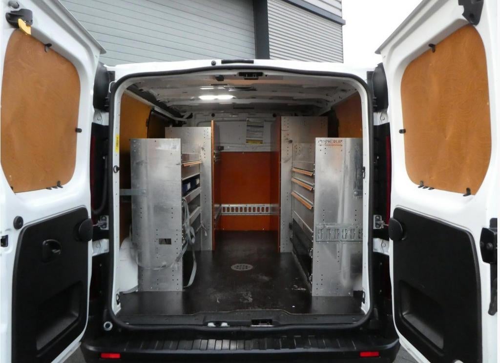 Auto inrichting kasten 4 stuks  finnerup, Ophalen