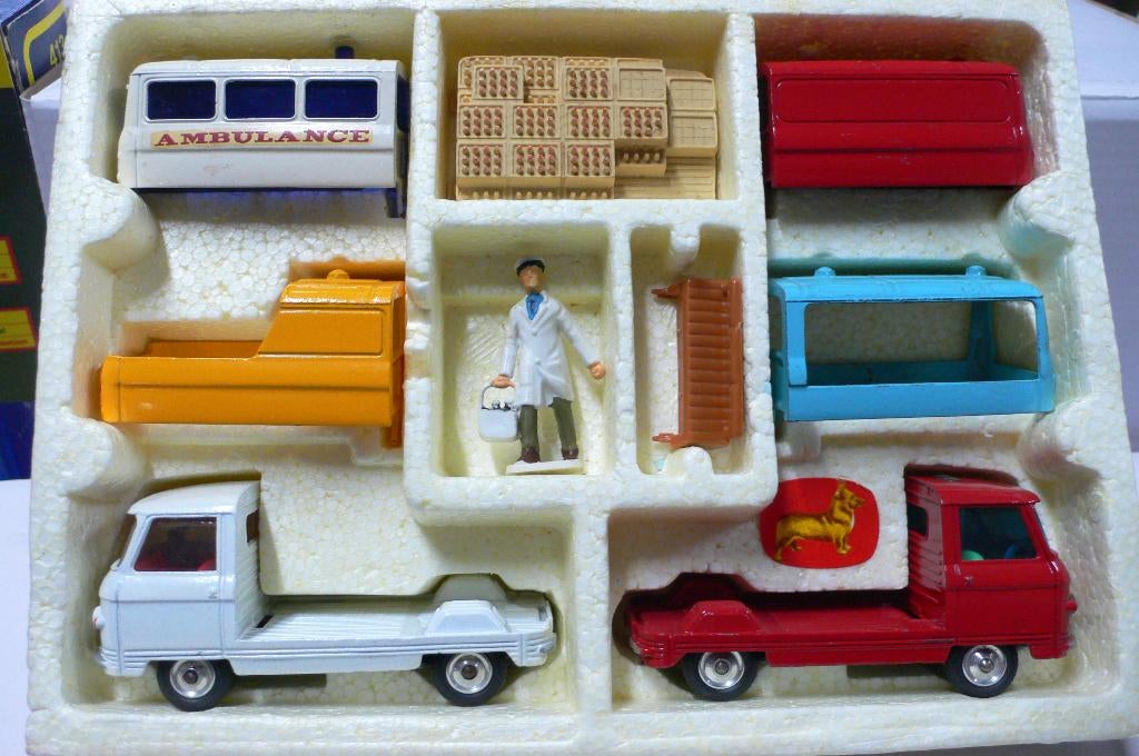 commer constructorset - corgi toys giftset 24  1/43, Hobby en Vrije tijd, Modelauto's | 1:43, Verzenden, Zo goed als nieuw, Auto