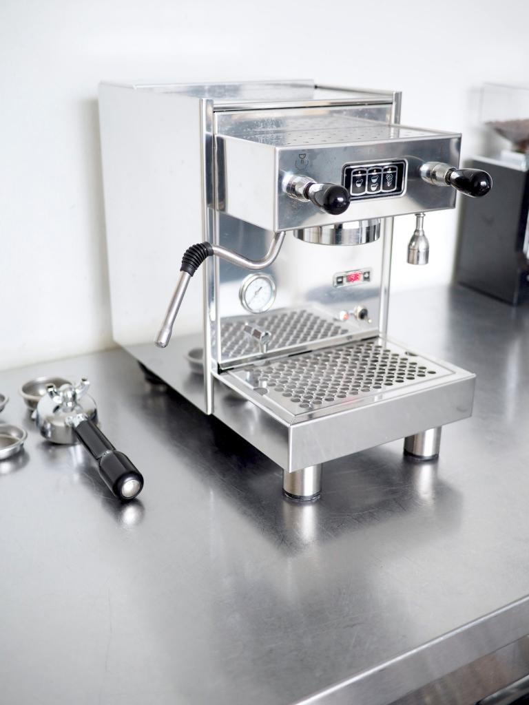 Bezzera BZ13DE PID HX espressomachine gereviseerd., Witgoed en Apparatuur, Koffiezetapparaten, Via Luigi Bezzera 1, 20088 Rosate (MI), Italië