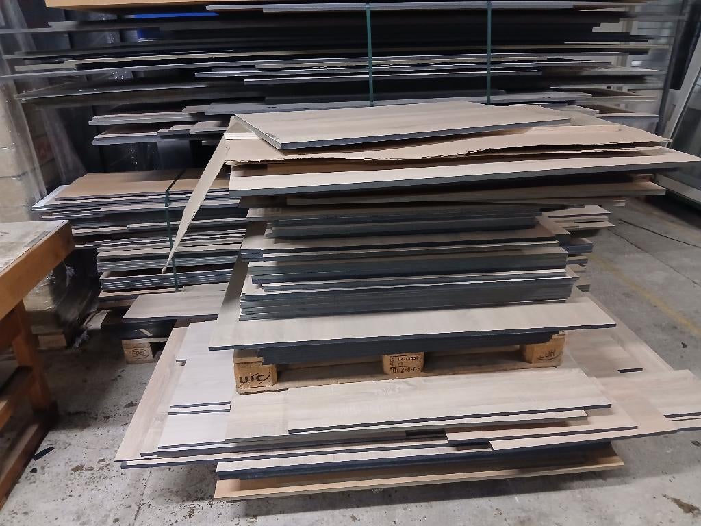 Volkern (trespa), Ophalen, Zo goed als nieuw