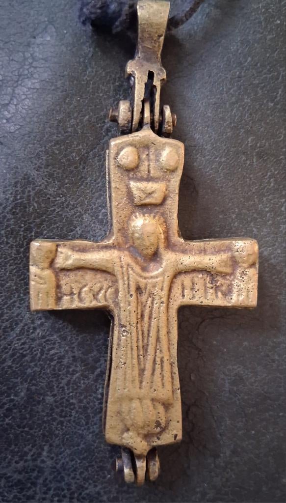 Bodemvondst bronzen byzantische enkolpion, Antiek en Kunst, Ophalen of Verzenden