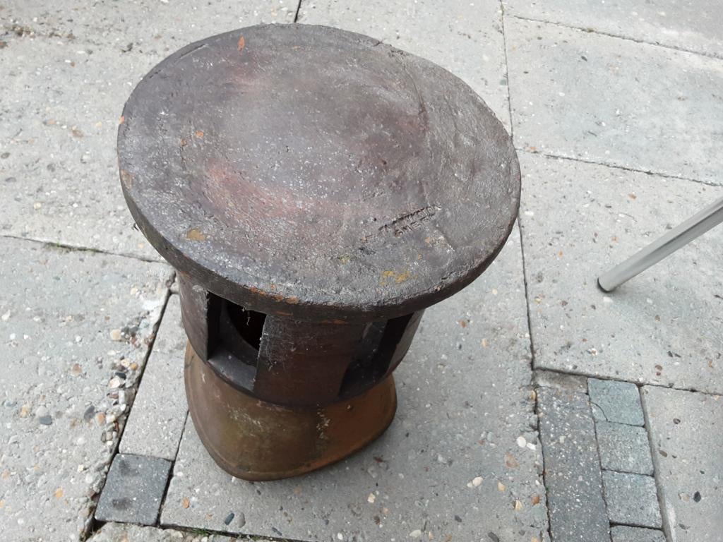 Oude schoorsteenpot van Dijkstra Sneek, Ophalen of Verzenden, Gebruikt, Steen, Overige typen