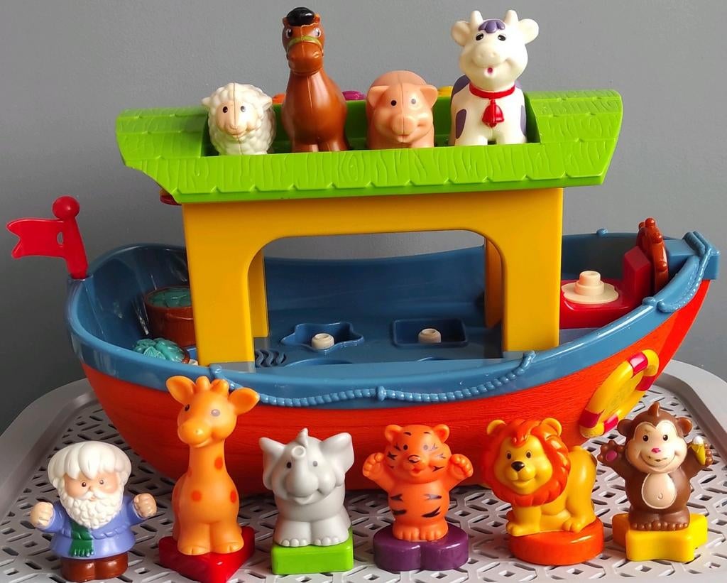 Activiteiten Ark van Noach. Compleet set met 10 figuurtjes, Ophalen of Verzenden, Gebruikt, Jongen of Meisje