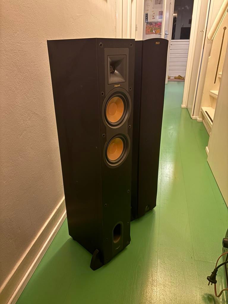 Paar Klipsch R-24F, Gebruikt, 120 watt of meer, Front, Rear of Stereo speakers, Ophalen