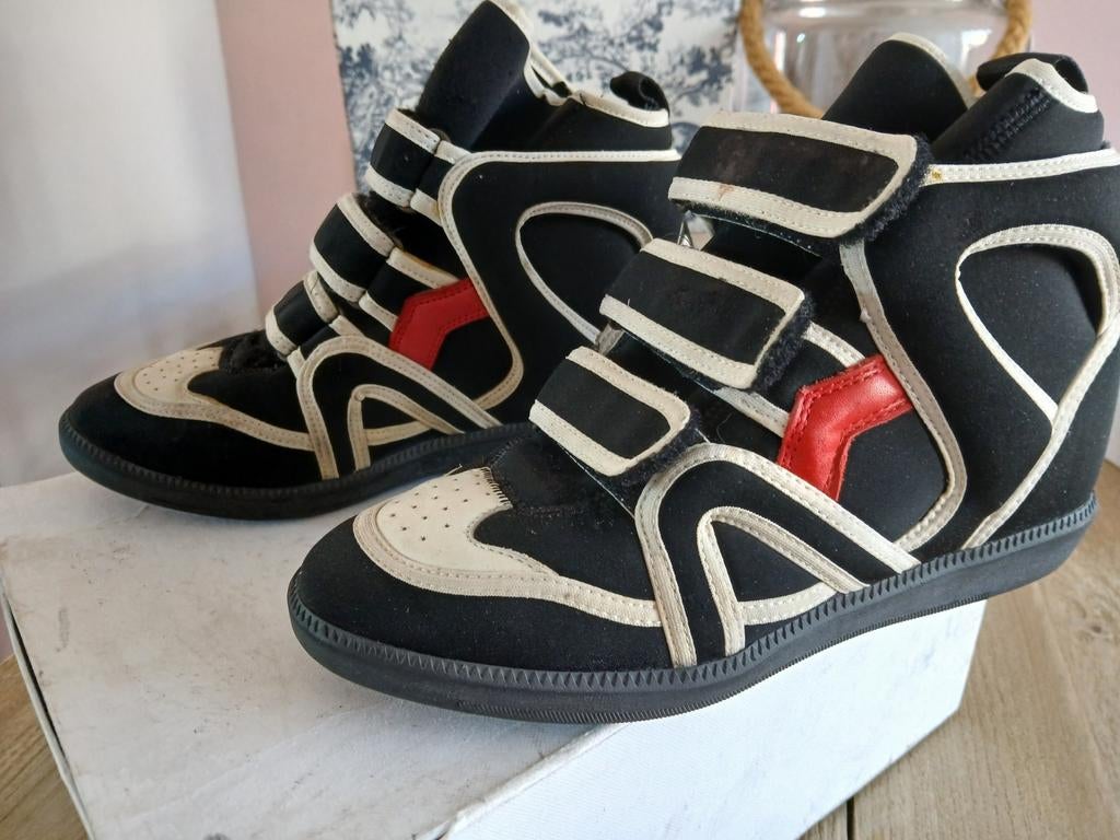 Isabel Marant Buckee Sneakers Maat 38, Kleding | Dames, Isabel Marant, Ophalen of Verzenden, Sneakers of Gympen, Zo goed als nieuw