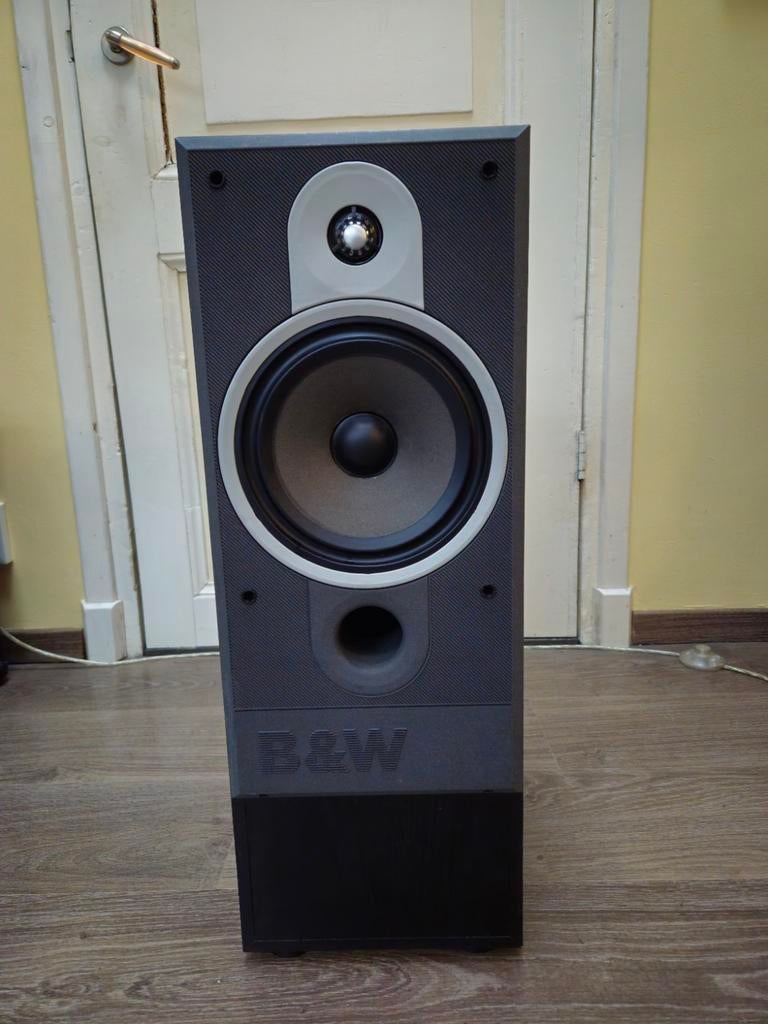 Bowers & Wilkins D570 (1 speaker), Ophalen of Verzenden, Zo goed als nieuw, Bowers & Wilkins (B&W), 120 watt of meer