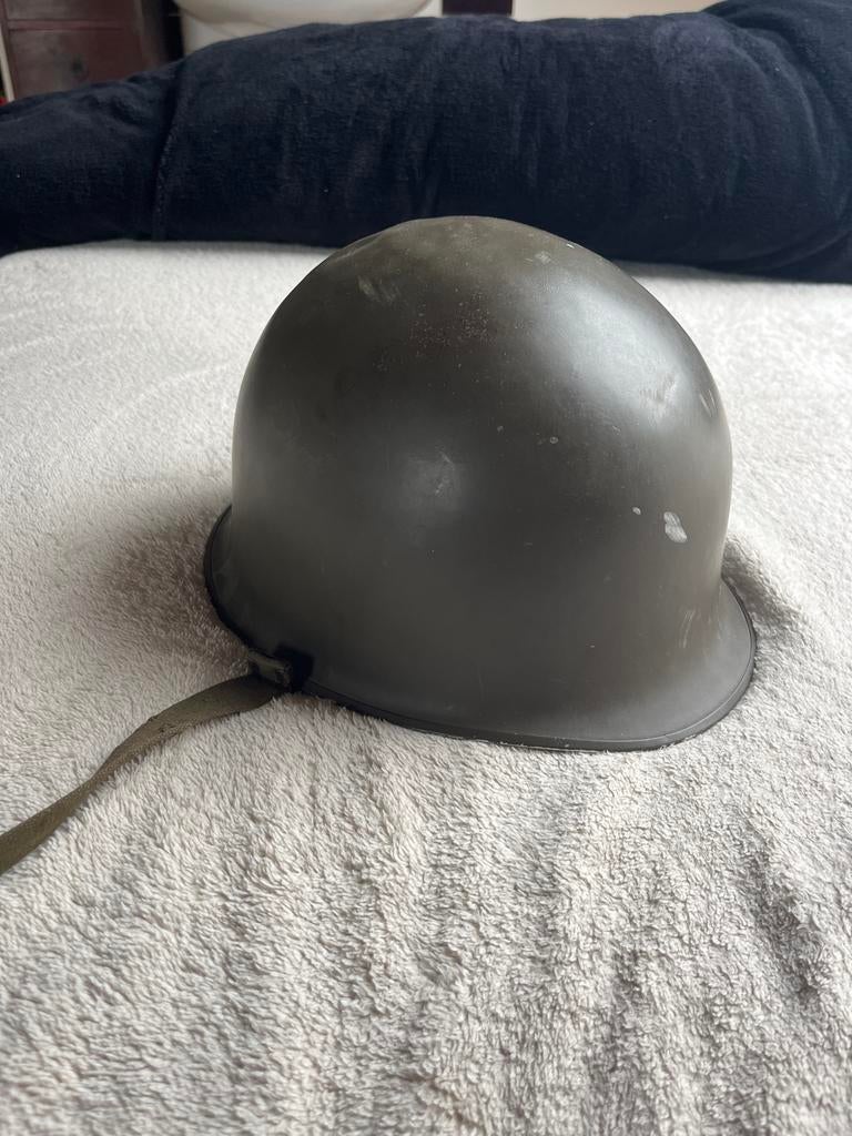 Metalen Legerhelm met Binnenhelm, Verzamelen, Militaria | Algemeen, Ophalen of Verzenden, Overige soorten, Overige gebieden, Helm of Baret