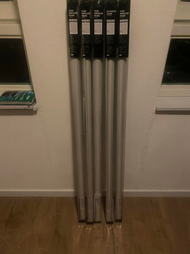 Nieuwe Verduisterende licht beige Rolgordijnen - 120x190 cm, Postzegels en Munten, Aandelen en Waardepapieren, Ophalen of Verzenden