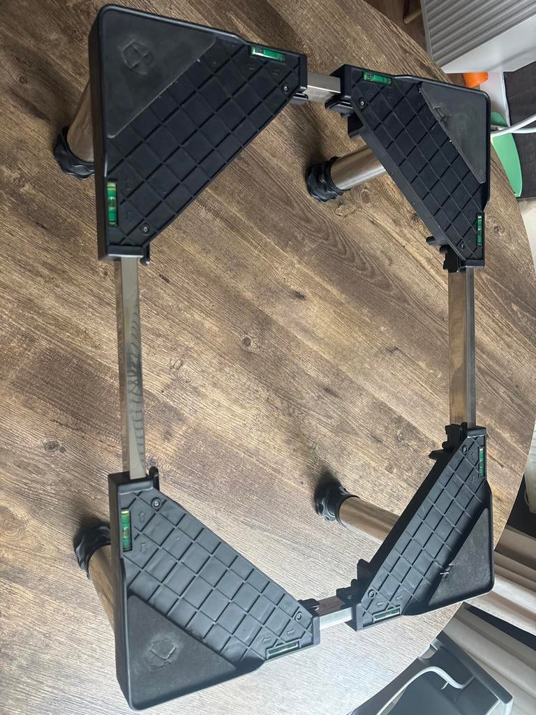 Verstelbare wasmachine onderstel, Ophalen of Verzenden, Gebruikt