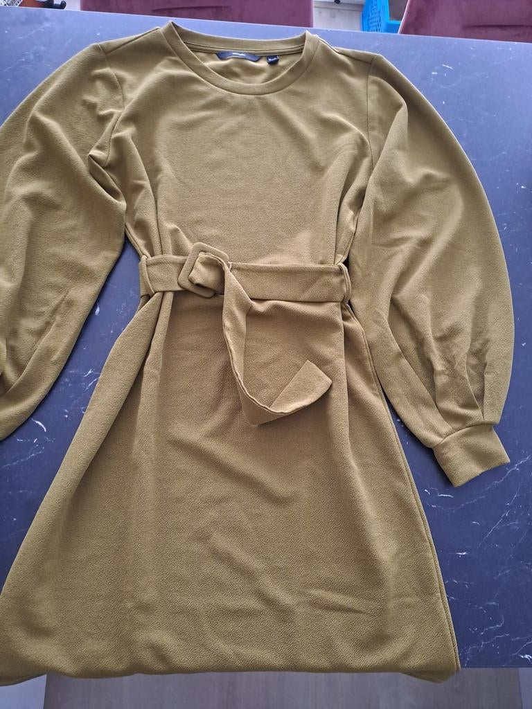 Oger groene winterjurk - Vero Moda maat M, Kleding | Dames, Maat 38/40 (M), Vero Moda, Ophalen of Verzenden, Knielengte