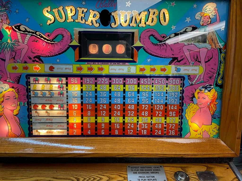 Bally Super Jumbo sixties elektro mechanische op voer kast, Gulden, Ophalen, Gebruikt, Met sleutels