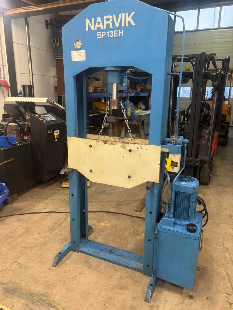 Garage Broots Pers, Doe-het-zelf en Verbouw, Gereedschap | Overige machines, Ophalen, Gebruikt