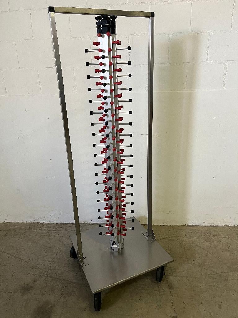 rvs bordenrek op wielen ( nieuwstaat ), Ophalen, Zo goed als nieuw