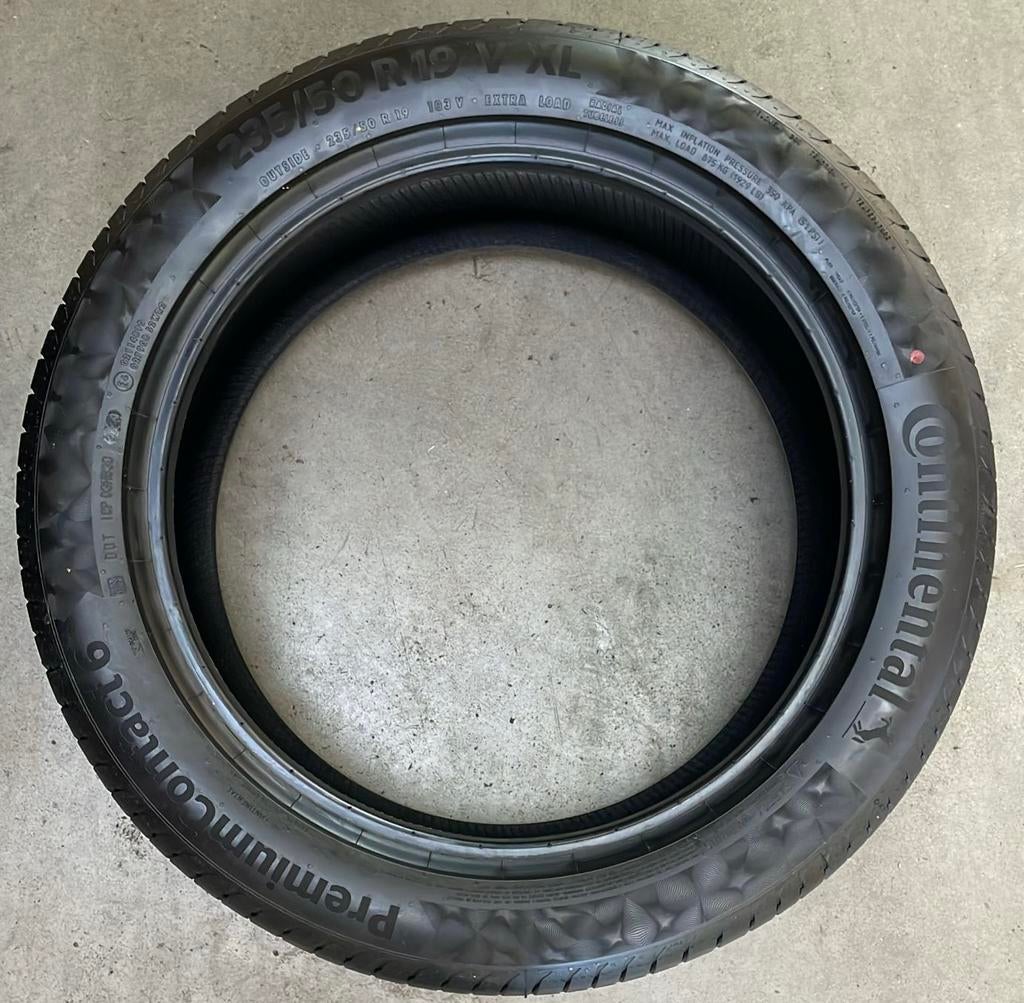 4 Stuks Continental 235 50 19 Zomerbanden Inclusief Montage, 19 inch, Ophalen of Verzenden, 235 mm, Band(en)