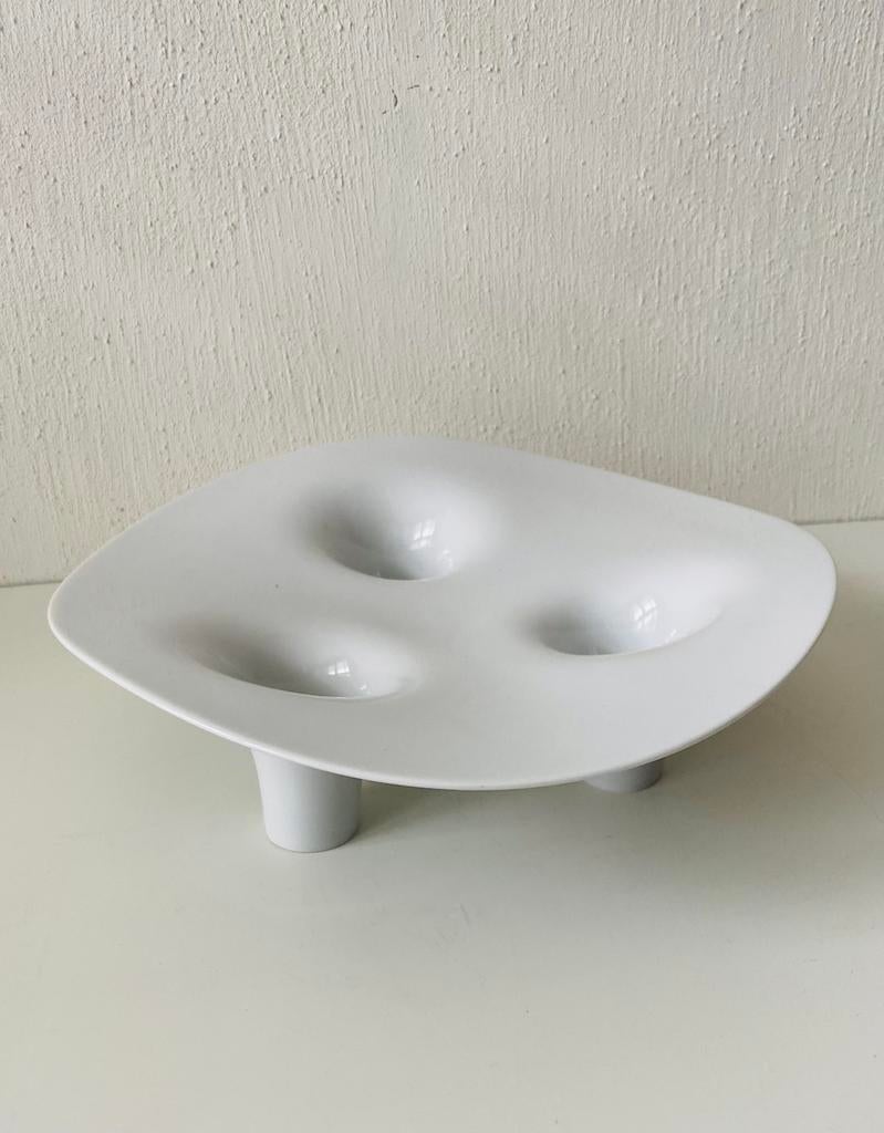 Willem Noyons keramiek schaal , met doos, Porselein of Keramiek, Schaal, Rond, Nieuw