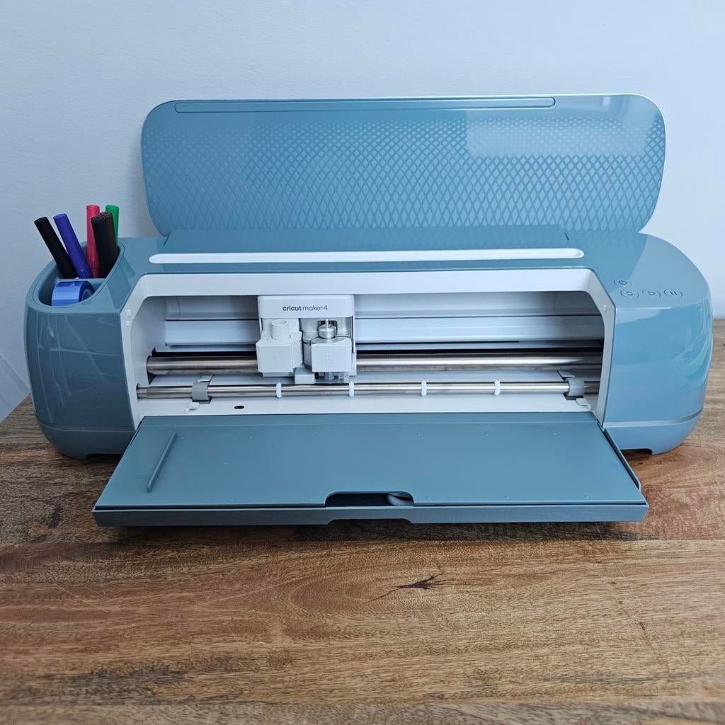 Cricut Maker 4 snijmachine met gereedschap, Ophalen of Verzenden, Gereedschap of Toebehoren