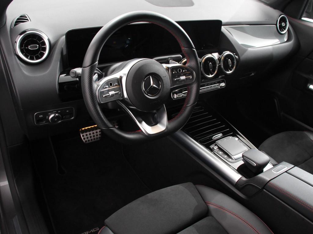 Mercedes-Benz GLA-klasse 200 Automaat AMG Line Nieuw model!, Auto's, Euro 6, 163 pk, SUV of Terreinwagen, 1332 cc