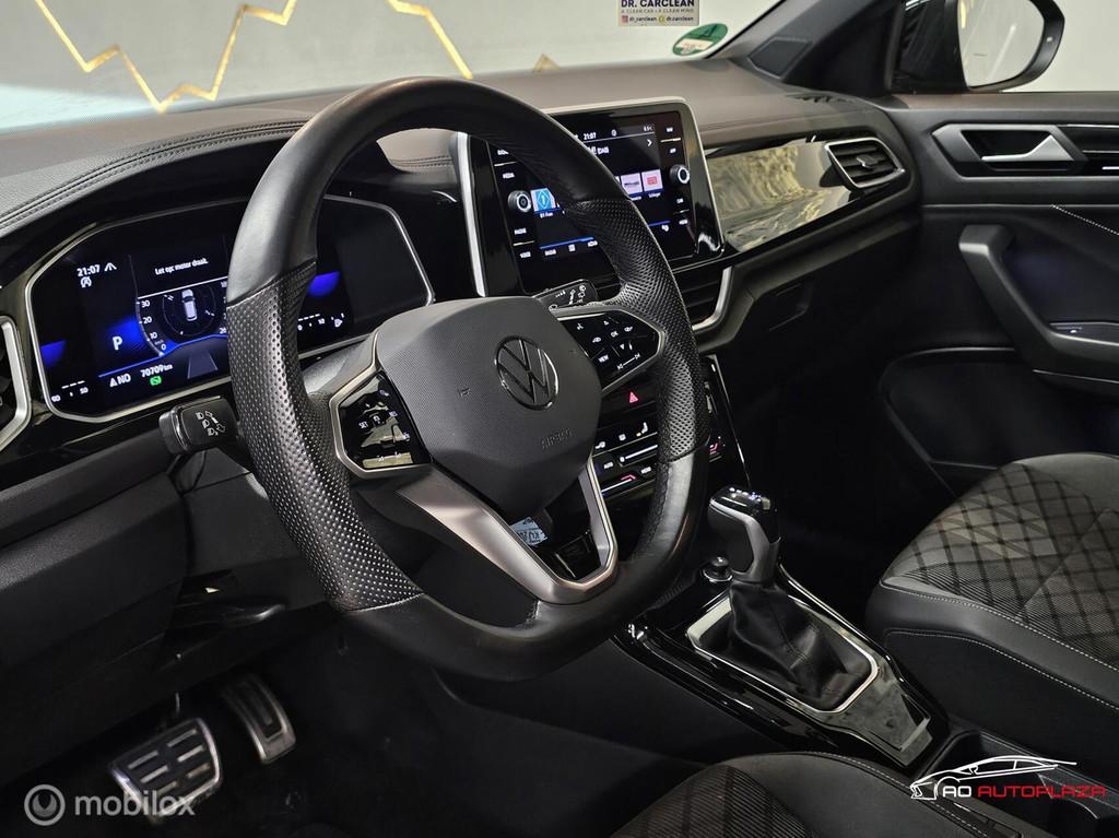 Volkswagen T-Roc 1.5 TSI 3x R-Line Panorama/Black Style/Carp, 1258 kg, 1498 cc, 4 cilinders, 150 pk