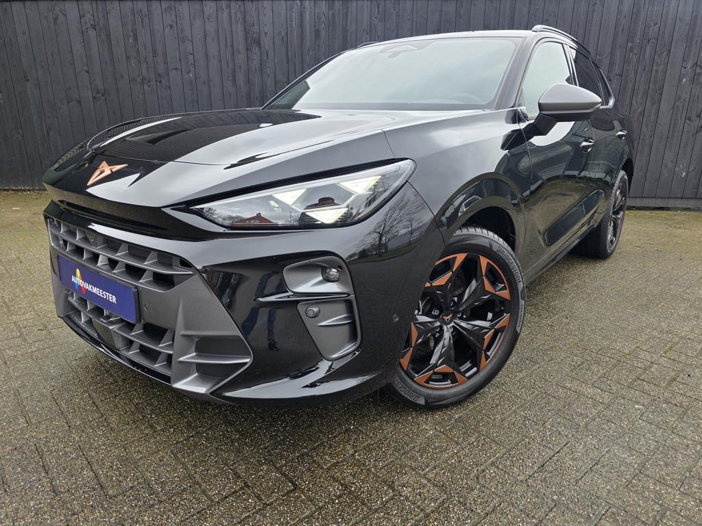 CUPRA Terramar 1.5 TSI e-TSIBusiness (bj 2025, automaat), Stof, 4 cilinders, Zwart, Bedrijf