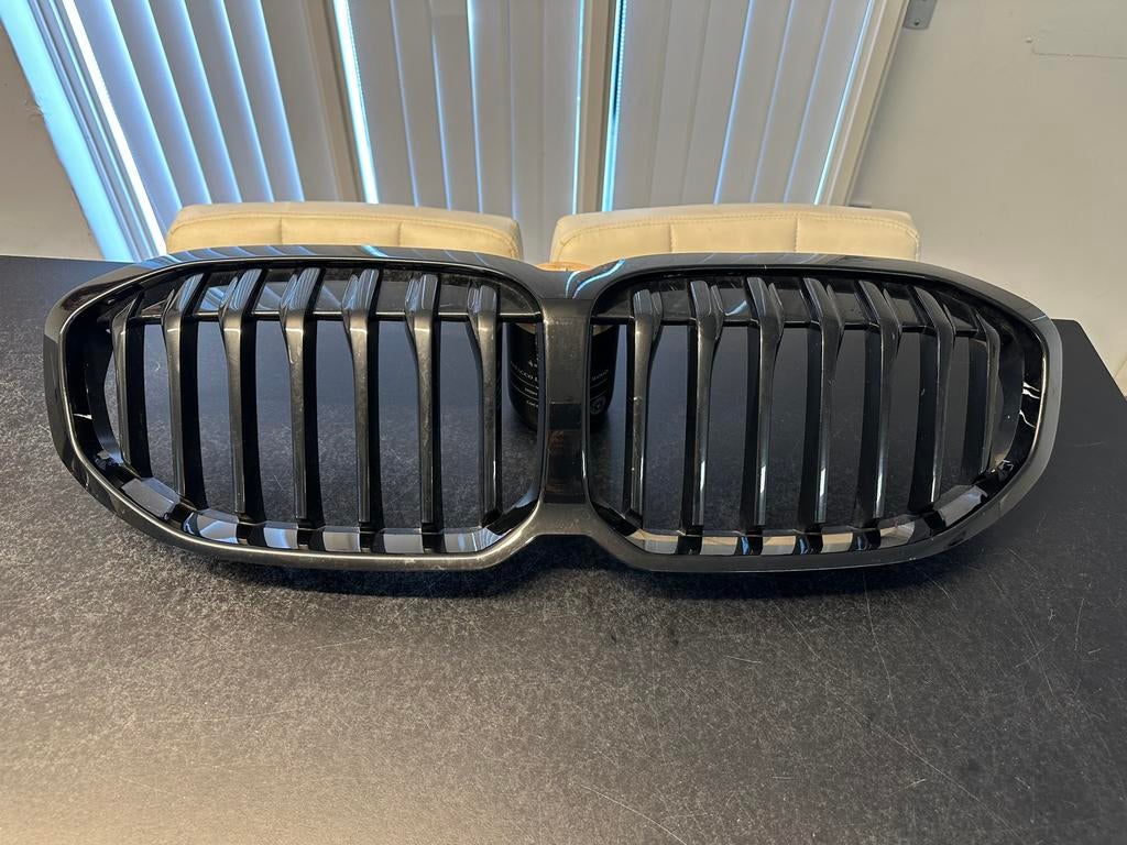 Org. BMW 1-serie F40 grill, Ophalen, Gebruikt, BMW