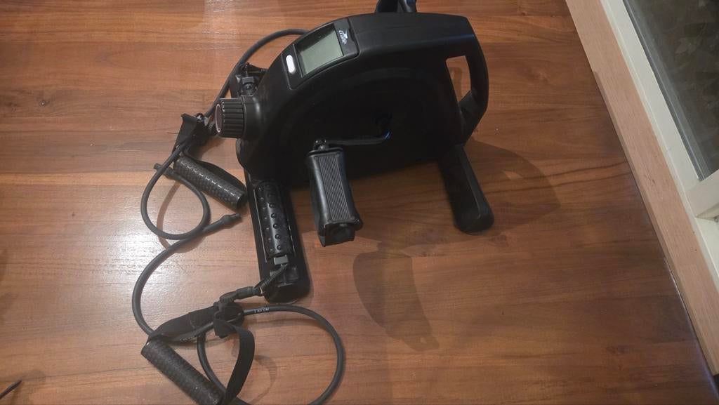 Bureau fiets / hometrainer met armtraining, Ophalen of Verzenden, Hometrainer